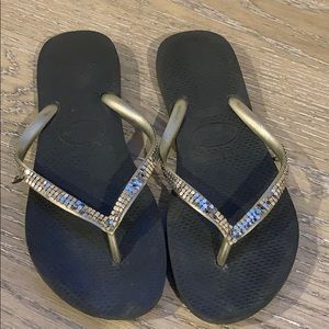 HAVAIANAS flip flops